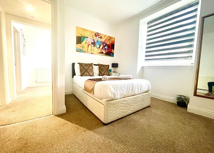 Executive Apartments, Nr City Centre With Private Parking